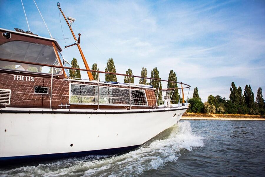 Budapest: Private Danube Yacht Cruise with Welcome Drink - The Private-Boat Feel: Comfort, Pace, and Personal Service