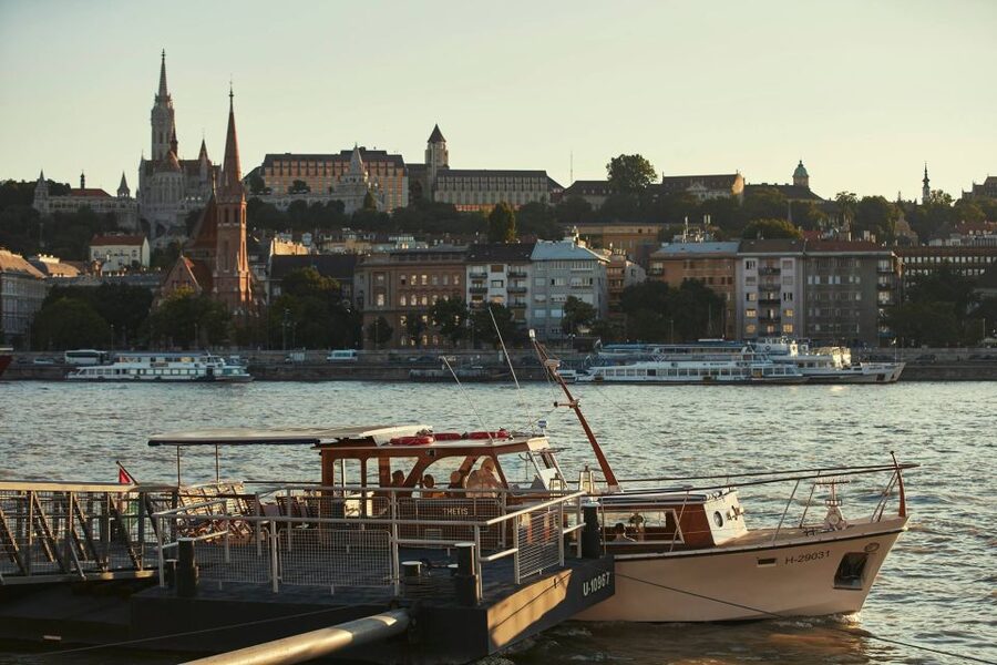 Budapest: Private Danube Yacht Cruise with Welcome Drink - Should You Book This Private Danube Yacht Cruise?
