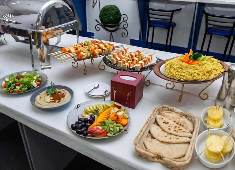 Burj Al Arab: 2-Hour Yacht Tour with BBQ Dinner - Who should book this Burj Al Arab yacht BBQ tour
