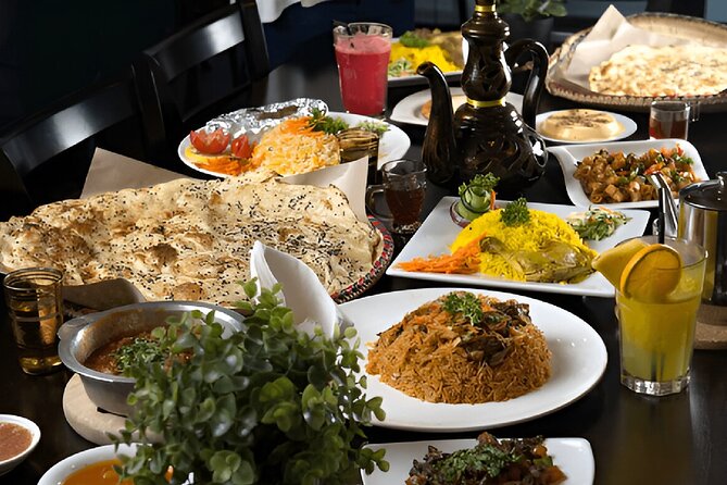 Burj Al Arab: 2-Hour Yacht Tour with BBQ Dinner and Drinks - BBQ Dinner on Board: What’s Included, and How to Get the Best Bite