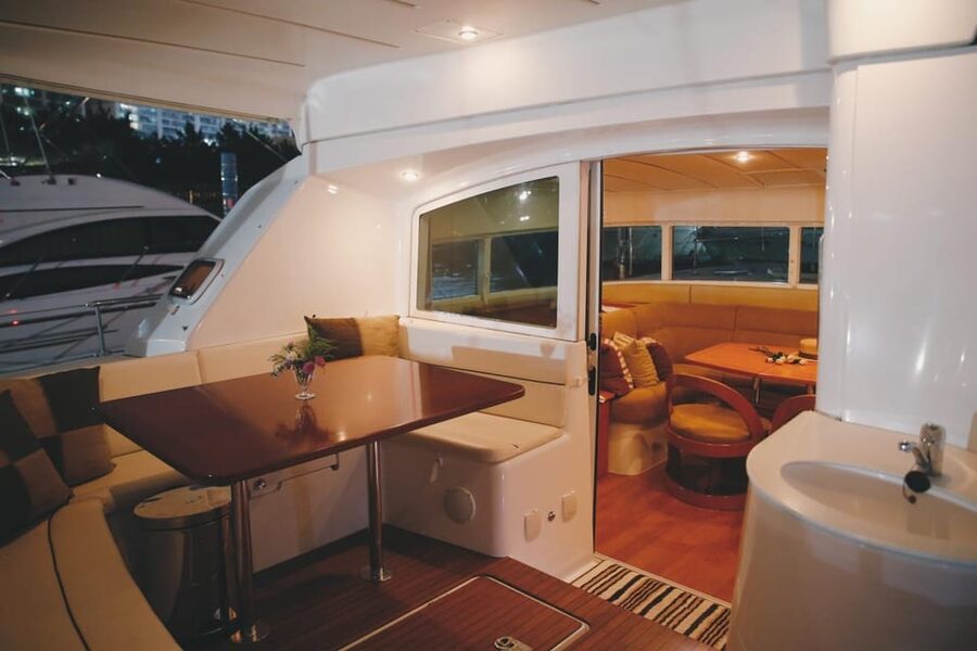 Busan: Group Sightseeing Yacht Cruise with Snacks and Drinks - Picking the right departure time (sunset to fireworks)