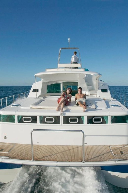Busan: Group Sightseeing Yacht Cruise with Snacks and Drinks - Who this cruise suits best (and who should skip it)