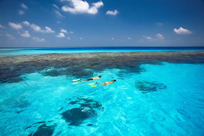 Cabo Private Yacht Cruise to El Arco with Snorkeling Adventure - El Arco and Lover’s Beach: why the famous views fit so well in 2 hours