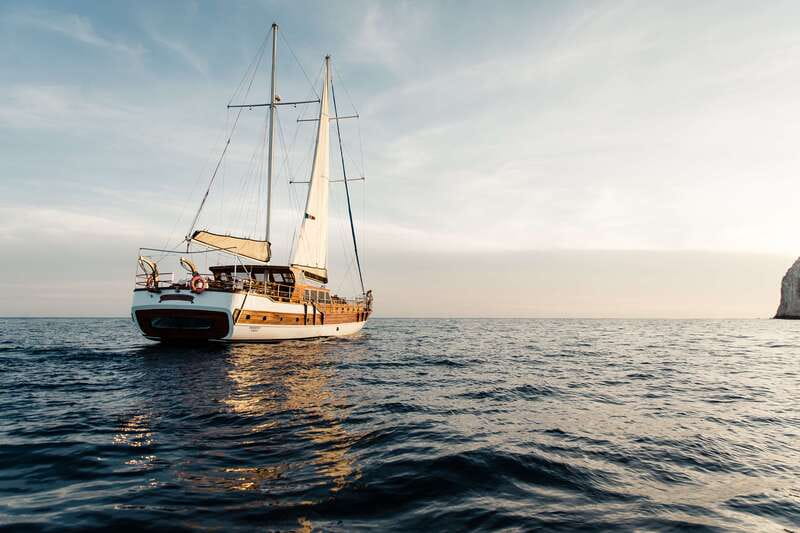 Cabo San Lucas: Sunset Yacht Cruise w/Chef Dinner & Open Bar - Los Arcos and the Sea of Cortez: how the sailing portion really feels