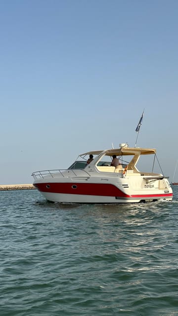 Cadiz: Exclusive Yacht excursion to La Caleta or Pepa Bridge - Key highlights at a glance