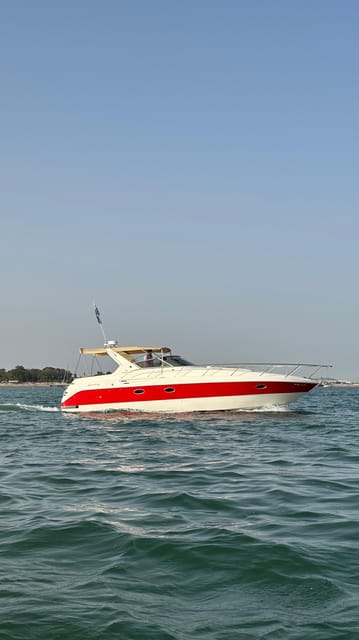 Cadiz: Exclusive Yacht excursion to La Caleta or Pepa Bridge - Setting off from Puerto Sherry Pantalán C (and why timing matters)
