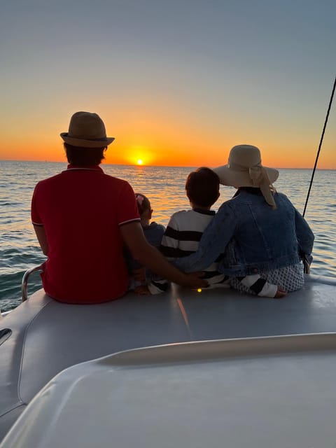 Cadiz: Sunset Experience on Private Yacht (6 pax) - La Caleta Beach From the Bay: Calm Views Instead of Crowds
