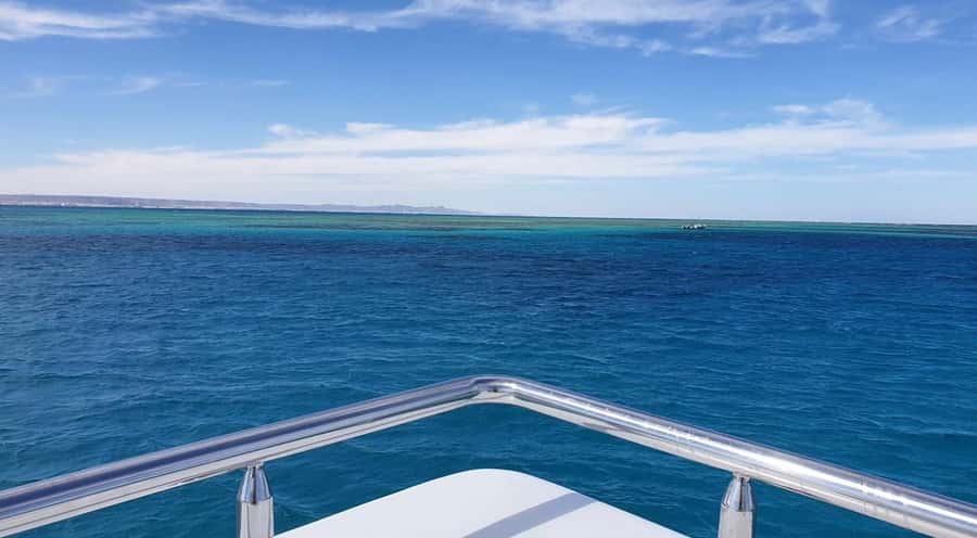 Cairo to Red Sea: VIP Yacht Cruise, Snorkeling & Lunch - Lunch onboard at Ain Sokhna: the meal that makes the day worth it
