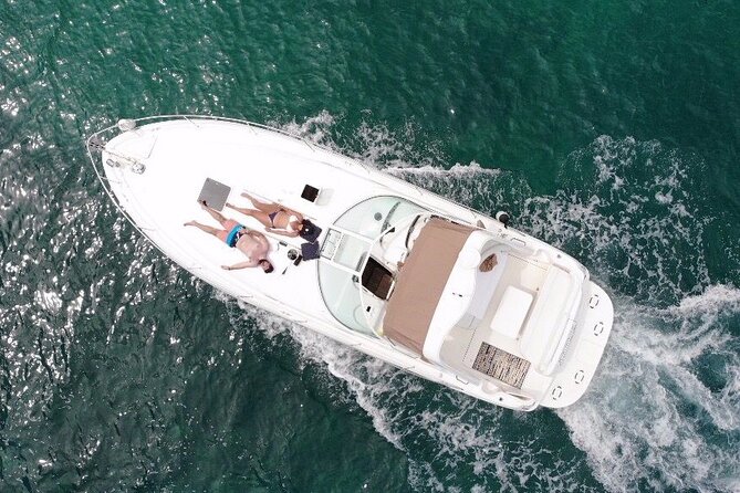 Cancun Bay Private 2-Hour on a Luxury Yacht - Why this private yacht cruise feels different from the usual Cancun plan