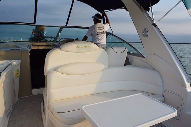 Cancun Bay Private 2-Hour on a Luxury Yacht - What’s included (and what you’ll pay extra)