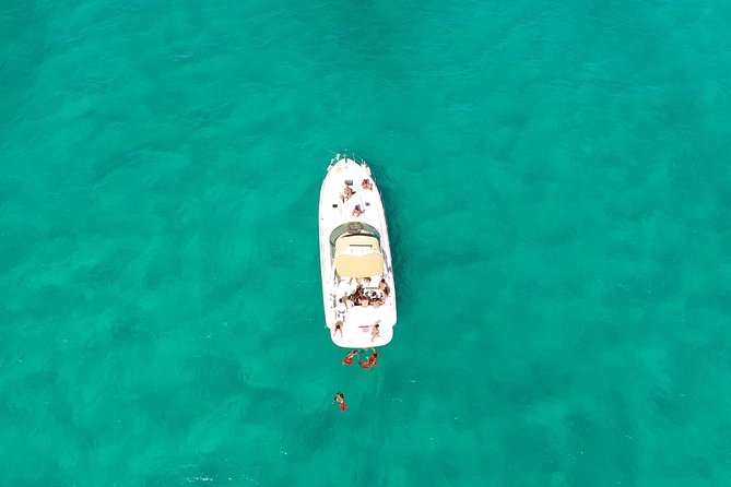 Cancun Yacht Charter to Isla Mujeres with Snorkeling -SR41H4 - The Yacht: Modern Comfort with Real Usability
