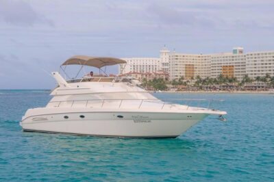 Cancun Yacht Tour - SEARAY YACHT 46 FT GREAT FOR SUNSET 15 PEOPLE MAX 25P9 - Nichupté channels to open water: the ride that sets the tone