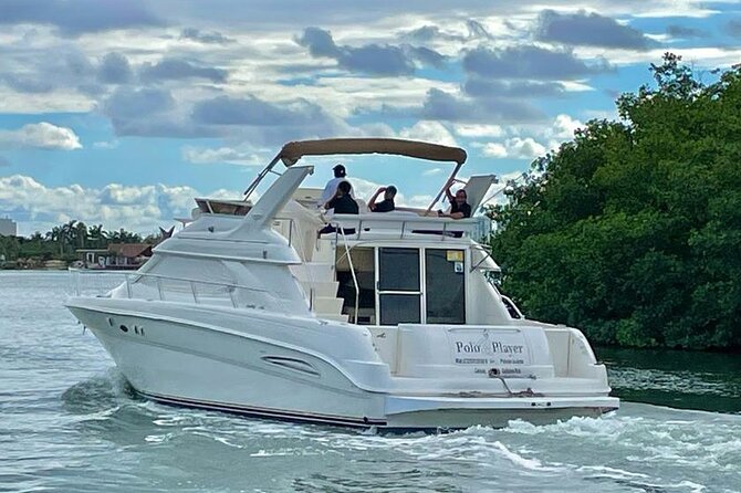 Cancun Yacht Tour - SEARAY YACHT 46 FT GREAT FOR SUNSET 15 PEOPLE MAX 25P9 - Isla Mujeres and Playa Norte: classic beach time, no overcomplication