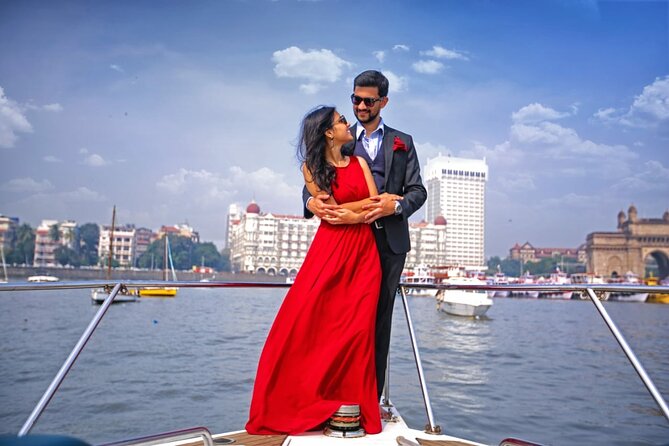 Candlelight Dining Experience for Two On a Yacht in Mumbai - A Candlelit Private Sail From Gateway of India
