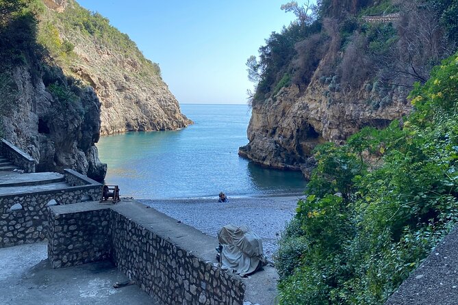 Capri-Positano Private Yacht tour from Sorrento,Positano or Capri - Faraglioni and the Arc of Love: quick, iconic, and photo-friendly