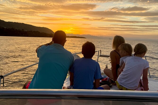 Cefalù: Private Mini Yacht Tour with Aperitif and Snorkeling - Lungomare Cristoforo Colombo: The Long Beach Stretch