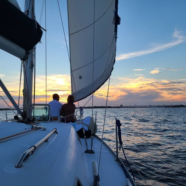 Charleston: Private BYOB Luxury Yacht Cruise - The Route: From the Charleston Battery Toward Fort Sumter Views