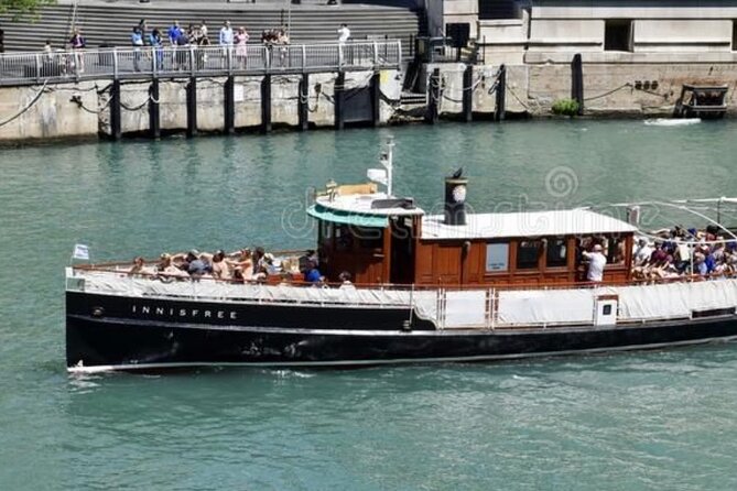 Chicago River Architecture Tour Aboard a Historic Yacht - The guide: what you’ll love, and what might not fit your style