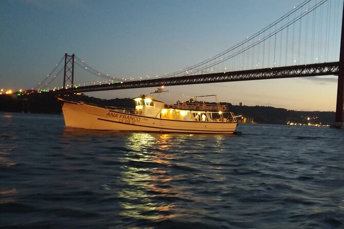 Classic Yacht Experience in Lisbon with portuguese wine - Key Highlights You’ll Actually Care About