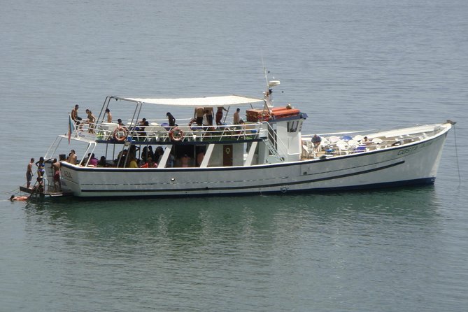 Classic Yacht Experience in Lisbon with portuguese wine - Guides and Commentary: When It Feels Story-Driven vs. When It’s Mostly Visual