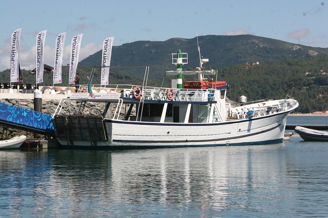Classic Yacht Experience in Lisbon with portuguese wine - Who Should Book This Cruise, and Who Might Want a Different Style