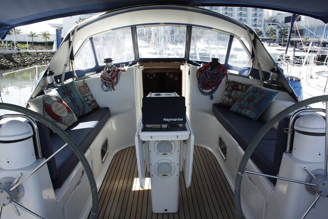 Coastal Tour on a Luxury Sailing Yacht From Vilamoura - Falésia Beach clay formations: the best part is how close you go
