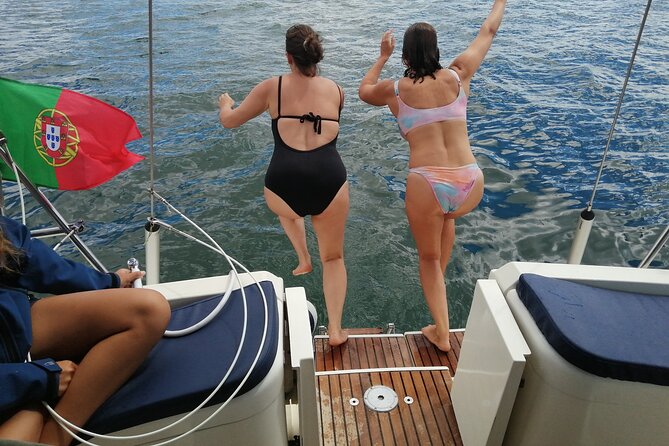 Coastal Tour on a Luxury Sailing Yacht From Vilamoura - Drinks, snacks, and the little touches that affect comfort