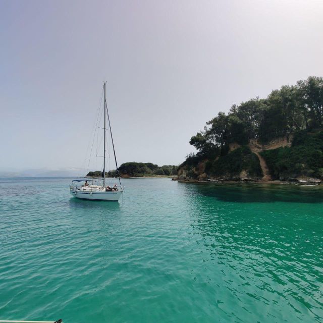 Corfu: Half-day Private Cruise with Sailing Yacht - Garitsa Bay: Superyacht-Watching With a View of the Coast