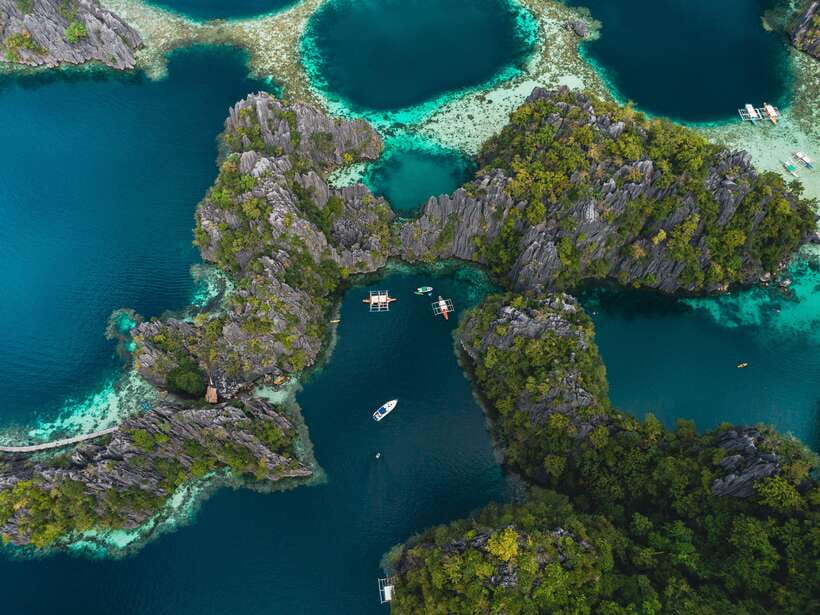 Coron: Private Island-Hopping Tour on a Yacht or Speedboat - Quick hits that matter in Coron
