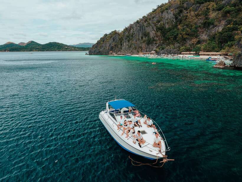 Coron: Private Island-Hopping Tour on a Yacht or Speedboat - Why this private Coron day is worth paying for