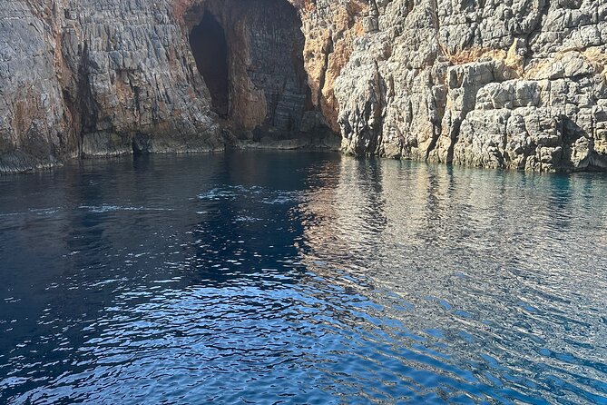 Crete Yacht Cruises 6-hours private Guided Cruise in Ag. Nikolaos - Should you book Crete Yacht Cruises for a 6-hour private day?