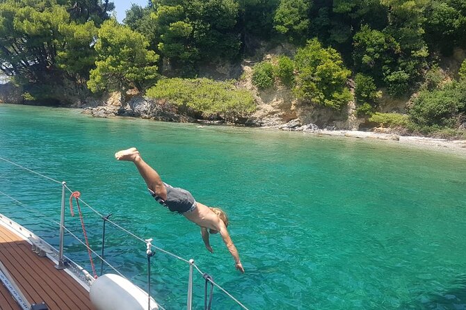 Day sailing Skiathos Skopelos with lunch on Rainbow yacht - Drinks, fruit salad, and those in-between moments