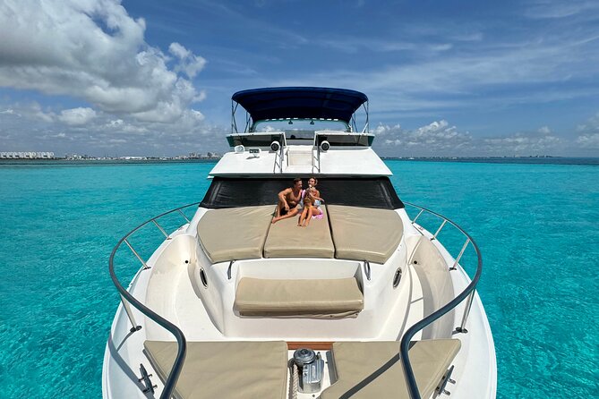 Deluxe Yacht 48FT with FlyBrige Rental in Cancun - Why this 48ft flybridge charter is a very Cancun way to slow down