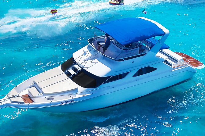 Deluxe Yacht 48FT with FlyBrige Rental in Cancun - What you’ll do in the water: snorkel gear, paddle board, and floating