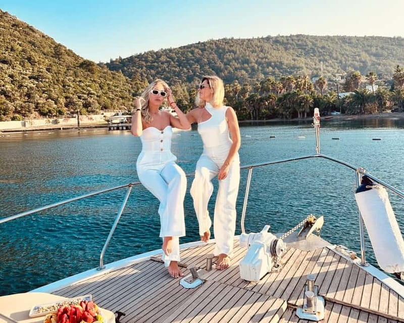 Discover Bodrum's Hidden Gems on a Private 3-Hour Yacht Trip - Timing choices: morning, afternoon, or the sunset slot