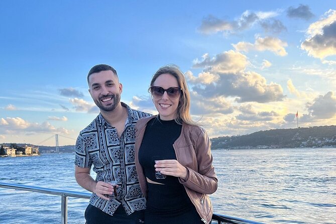 Dolmabahçe Palace Tour with Guide and Luxury Yacht Sunset Cruises - Getting started at Dolmabahçe Clock Tower (and what the route means)