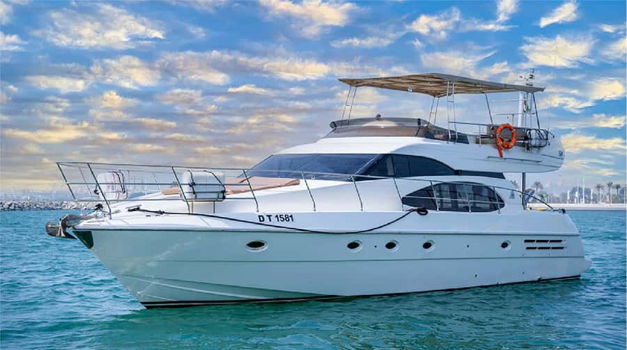 Dubai: 58-Feet Yacht Sea Trip - How the Route Turns Architecture Into a Photo Story