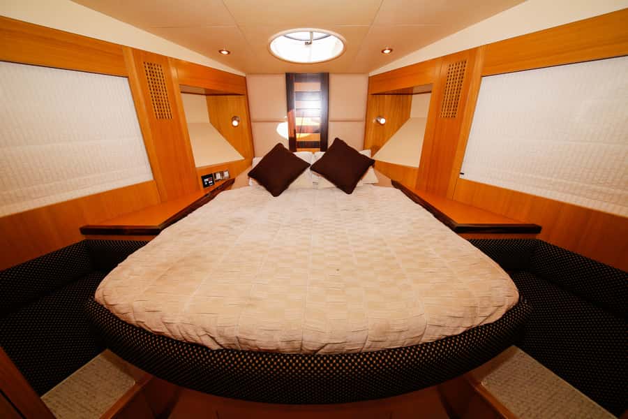 Dubai: Atlantis and Burj Al Arab Cruise on Luxury Yacht - Key highlights worth planning around