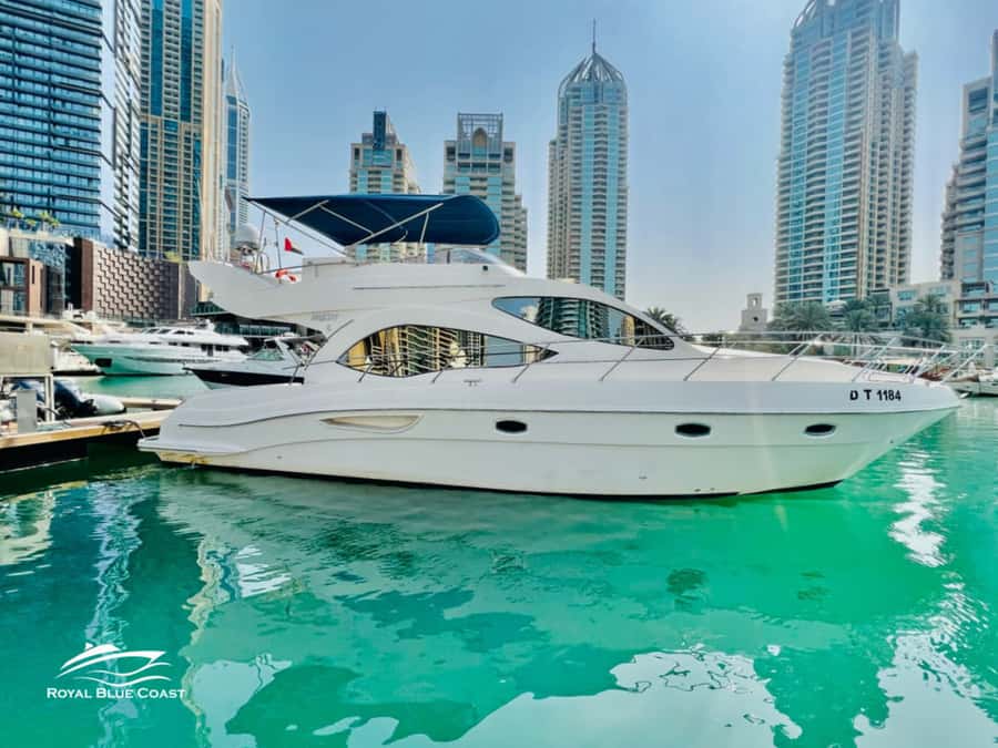 Dubai: Atlantis and Burj Al Arab Cruise on Luxury Yacht - Timing: choosing 2–3 hours vs the 5-hour fireworks option