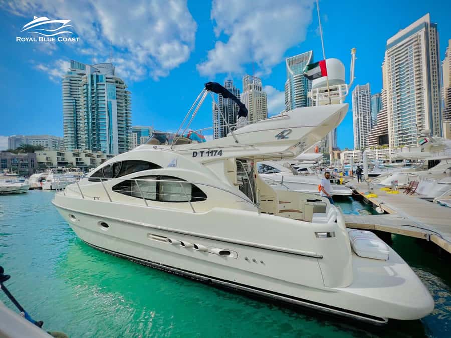 Dubai: Azimut 42 Feet Private Luxury Yacht Cruise - The Dubai Marina loop: sightseeing, sunrise/sunset, and swimming on request