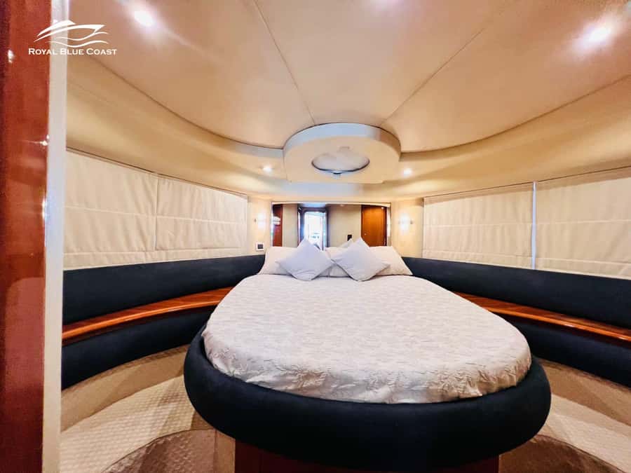 Dubai: Azimut 42 Feet Private Luxury Yacht Cruise - Best fit for your trip style: who will love this most