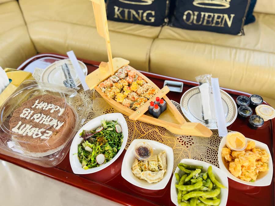 Dubai: Luxury Private 50 FT Yacht Cruise + Optional Sushi - Your two-hour cruise route: Dubai Marina to the icons (with choice)