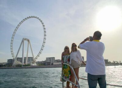 Dubai: Luxury Sunset Yacht Tour with Snacks and Drinks - Before you go: meeting at 360 Adventures and the shoe rule