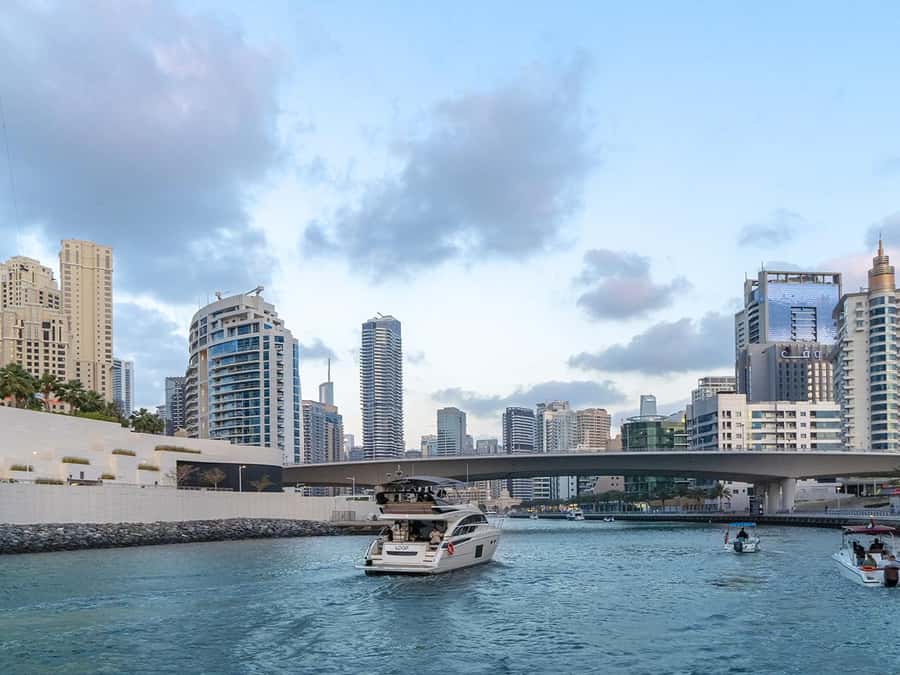 Dubai: Luxury Sunset Yacht Tour with Snacks and Drinks - Should you book this Dubai luxury sunset yacht tour?