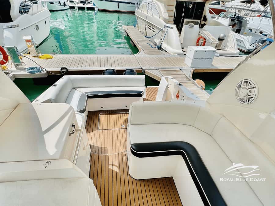 Dubai Marina: 2-Hour Mini Yacht Ride - Price and value: when $250 makes sense for Dubai