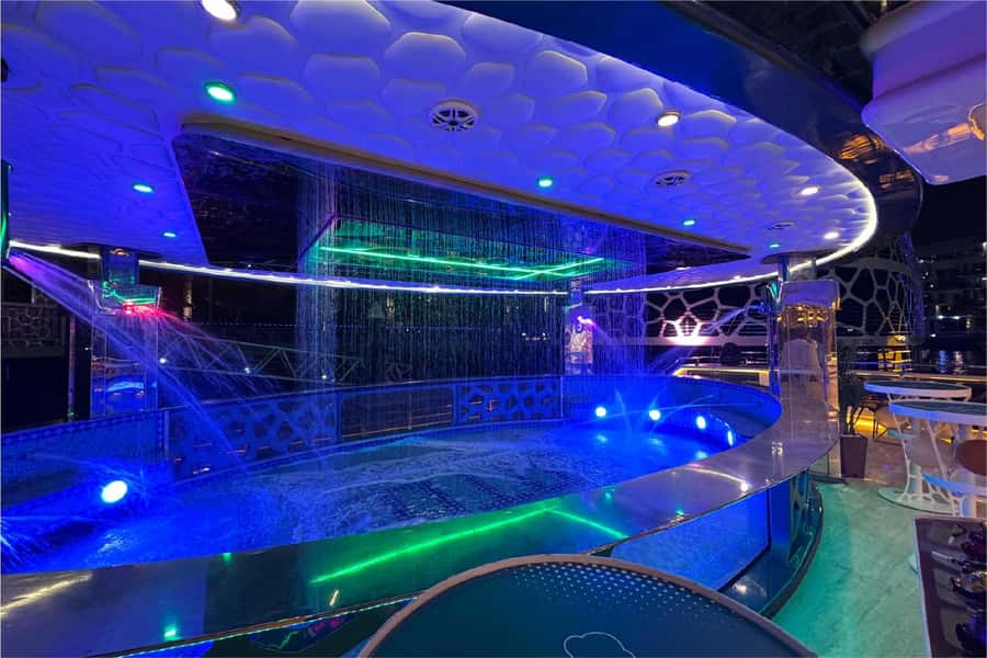 Dubai: Mega Yacht Dinner Cruise with Buffet - Should you book this Dubai Marina dinner cruise?