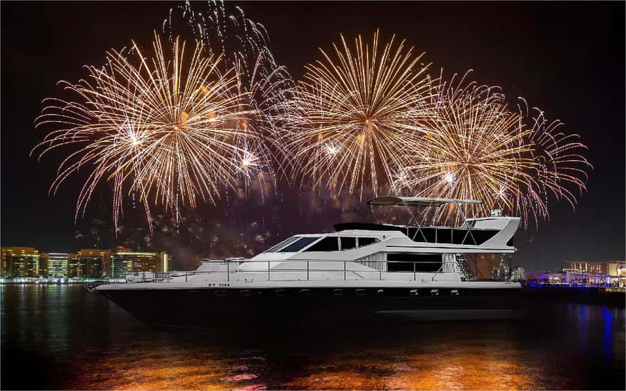Dubai: New Year Eve Luxury Yacht Fireworks View & BBQ Cruise - Why Dubai’s fireworks look better from your yacht deck