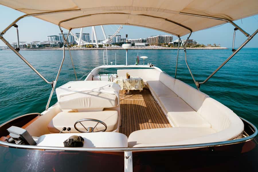 Dubai: Private Luxury Yacht Tour on a 50-Foot Yacht - Should You Book This Private Luxury Yacht Tour in Dubai?