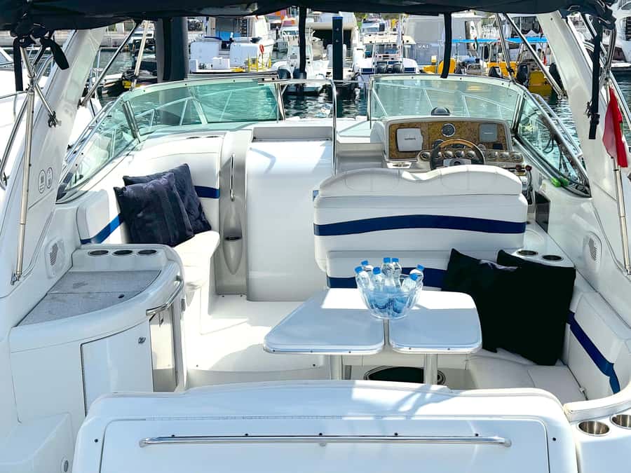 Dubai: Private Yacht Cruise for Unforgettable Memories - Two-hour Palm routes: Burj Al Arab or Atlantis The Palm, then JBR and Bluewaters