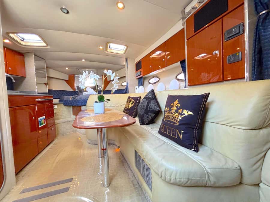 Dubai: Private Yacht Cruise for Unforgettable Memories - Jet ski add-ons can change the landmarks you see